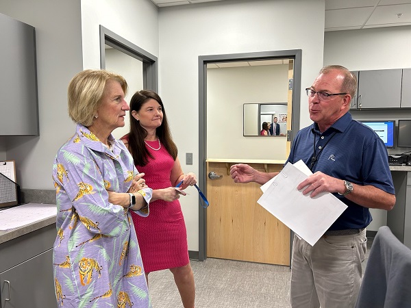 Photos Capito Tours Nearly Completed West Virginia Health Right